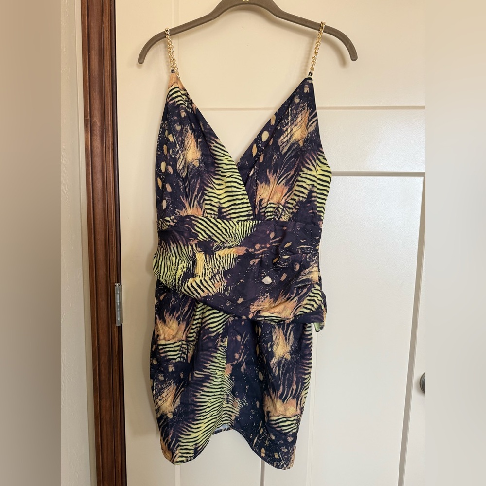 🌴 Micas Beach Dress – Size Medium 🌴